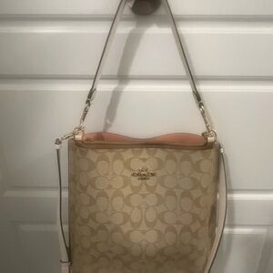 Coach Tan Signature Mollie Bucket Bag - medium
Excellent condition with 2 straps